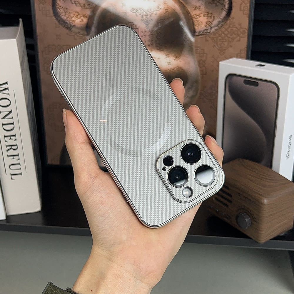 Carbon Fiber MagSafe iPhone Case: Ultra-Thin & Scratch Resistant