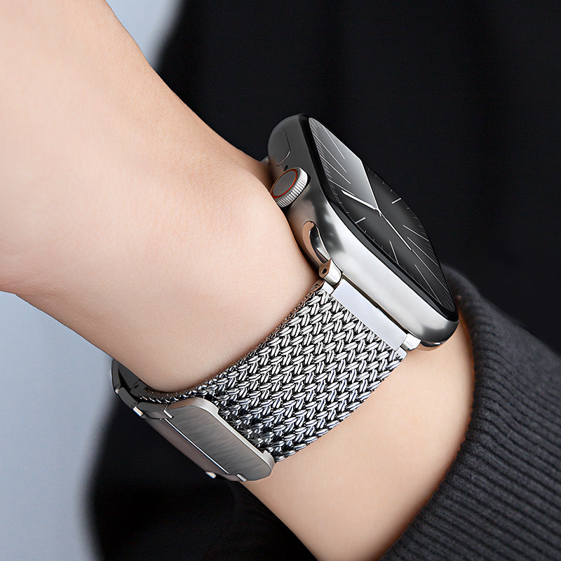 Magnetic Quick-Release Smartwatch Strap: Adjustable for All Wrist Sizes