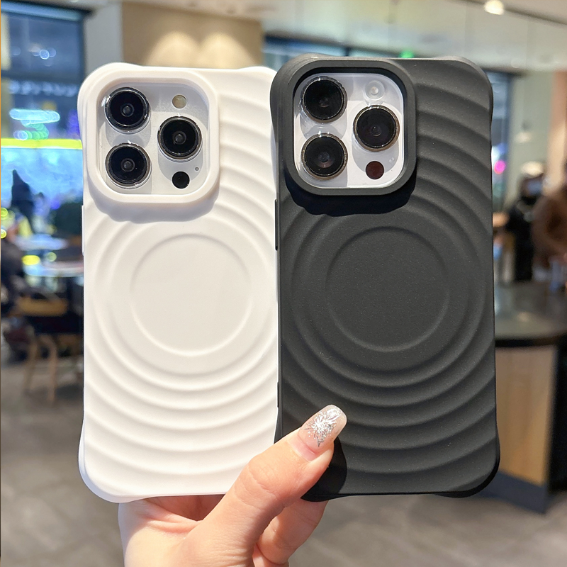 WaveGuard Ultra-Protective Case – Anti-Smudge & MagSafe Charging