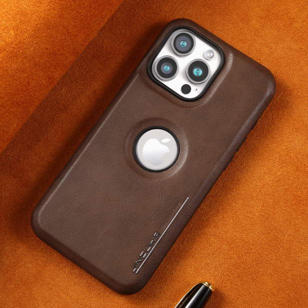LuxGuard Leather Case – MagSafe & Ultimate Protection