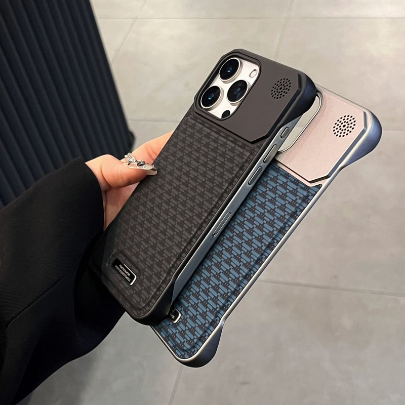 AeroCarbon Slim Case – MagSafe Ready, Oil-Resistant with Built-in Aroma