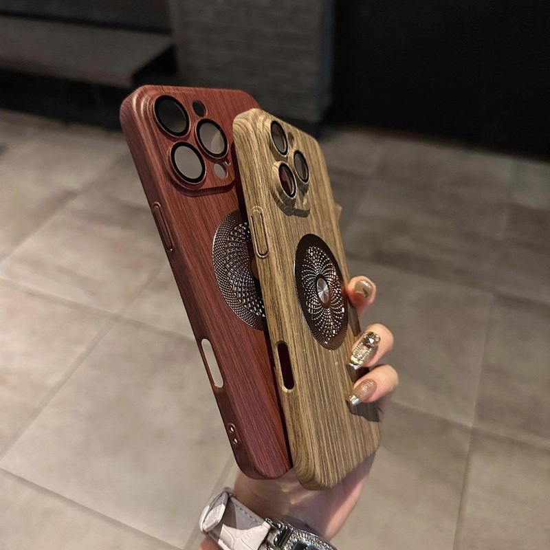 WoodStyle MagCase – Elegant Texture, MagSafe Support & Thermal Control