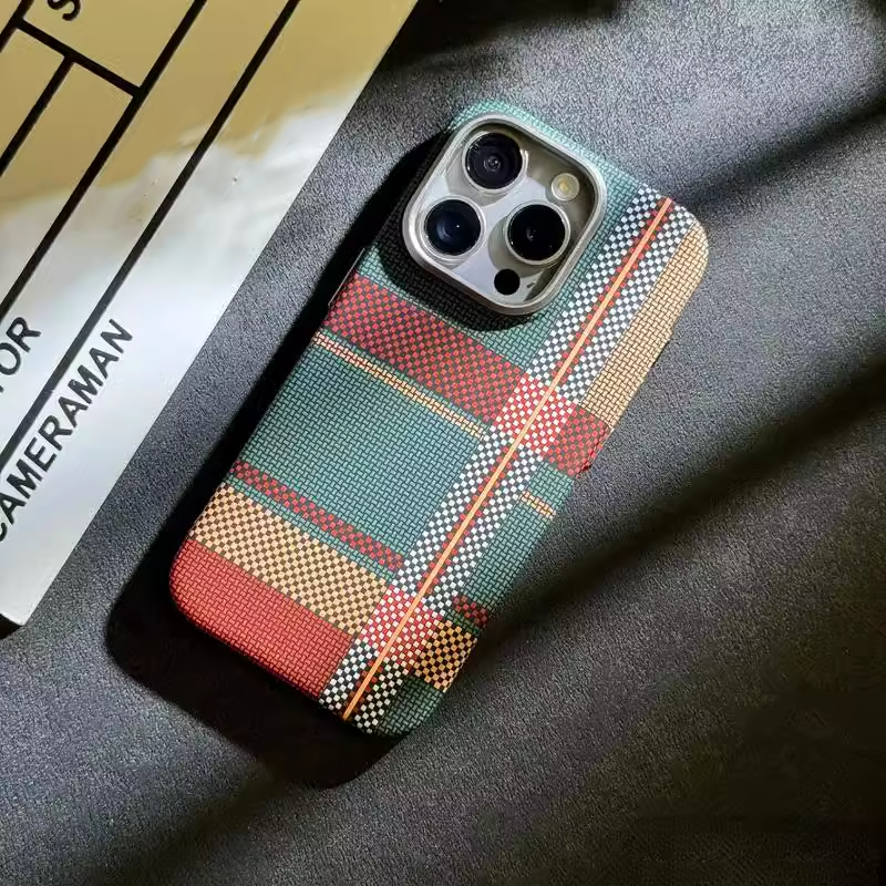 Christmas Themed Phone Case: Glow in the Dark&MagSafe Compatible