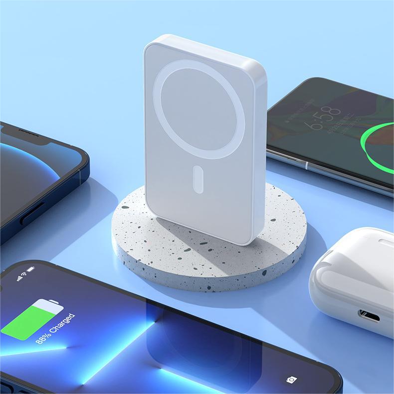 Portable Wireless Magnetic Power Bank