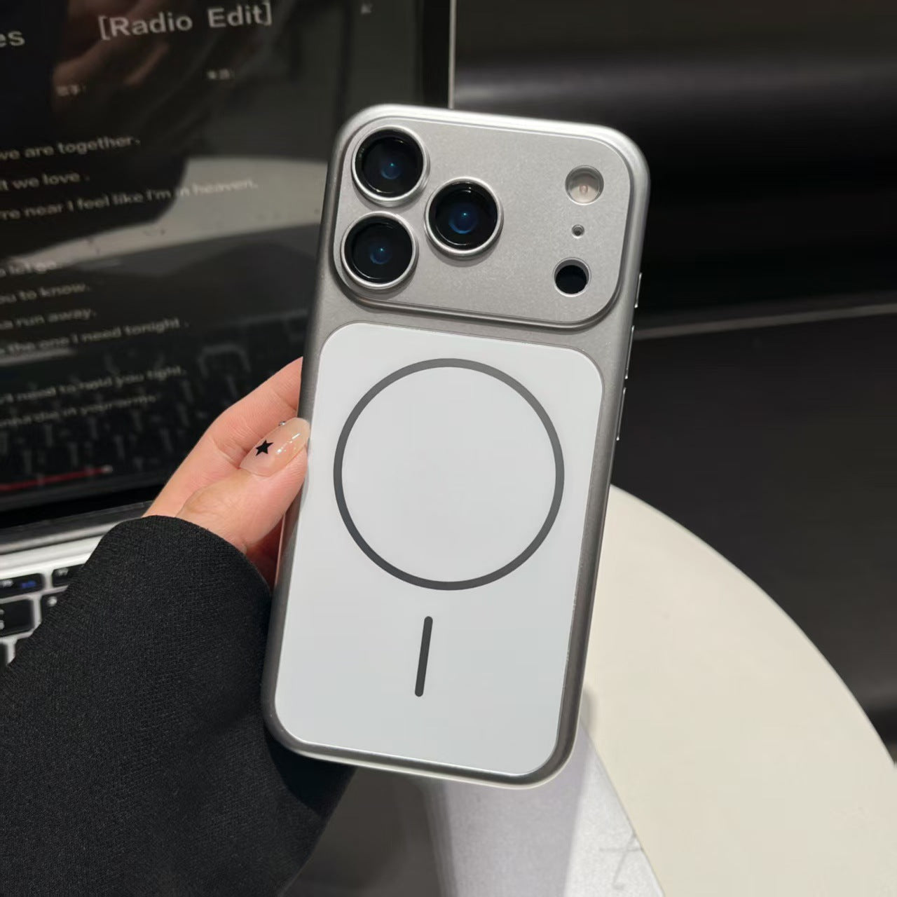 OriTouch™ Magnetic iPhone Case – Original-Style Skin-Feel Protective Cover