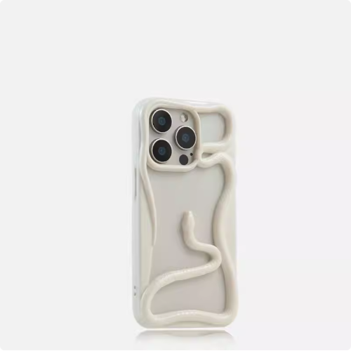 NeoLuxe Electroplated Snake-Pattern Phone Case – Full Protection & Shockproof