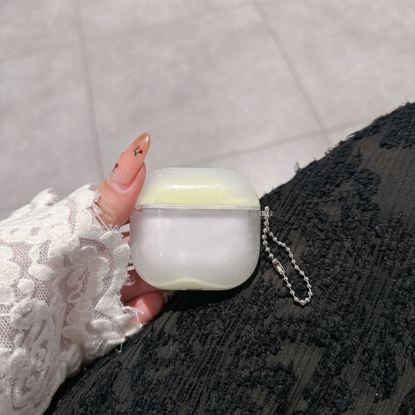 GlowFlow™ Glow-in-the-Dark Quicksand Case for AirPods