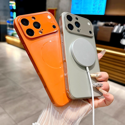 SilkEdge MagSafe Case – Smooth Apple Feel with Shockproof Design